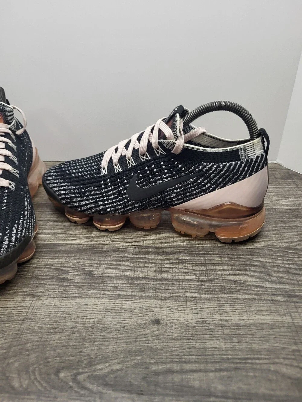 Nike Air VaporMax Flyknit 2 Shoes Womens Size 8.5 Black Running Sneakers